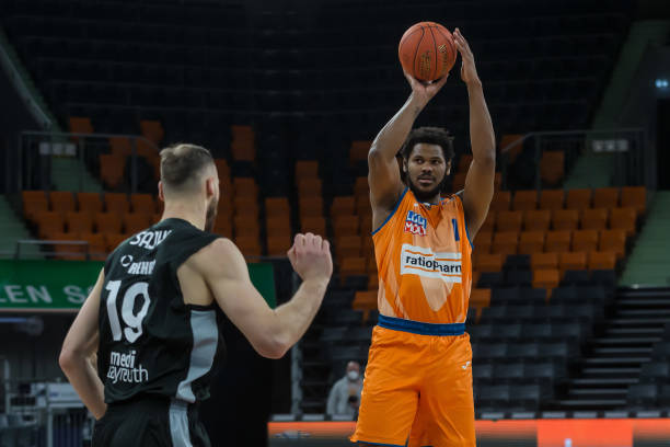 面对经验丰 面对经验丰