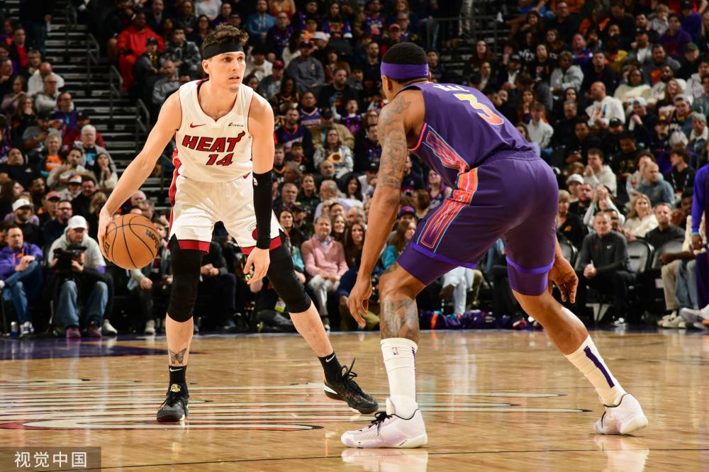 他在英超打 他在英超打